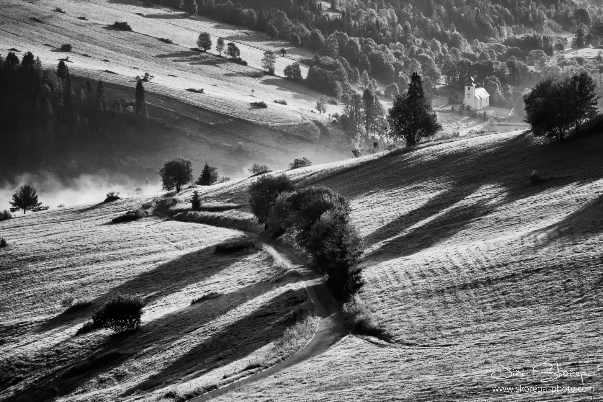 Když přichází světlo do krajiny - Osturňa, Slovensko